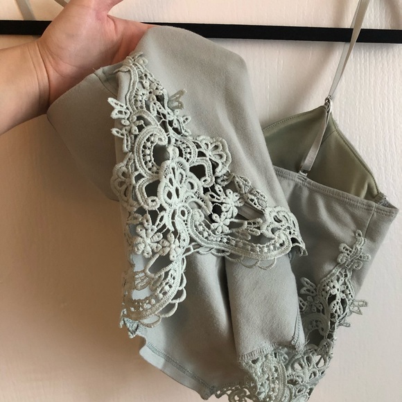 Crop top with gorgeous inlet sides - Picture 5 of 5